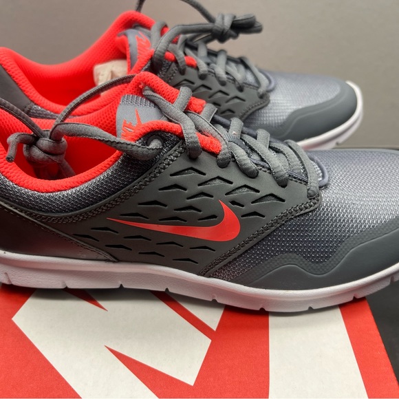 Women’s Nike Orive NM- Brand new in box -Size 6 - Picture 4 of 8